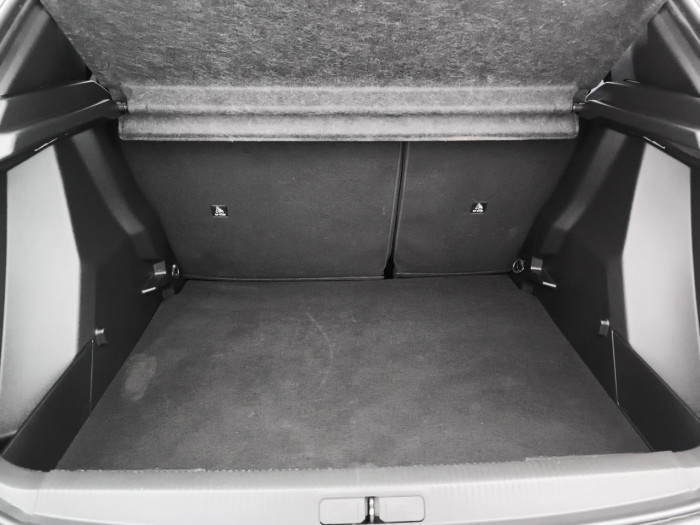Peugeot 2008 Hybrid 136 e-DCS6 Style