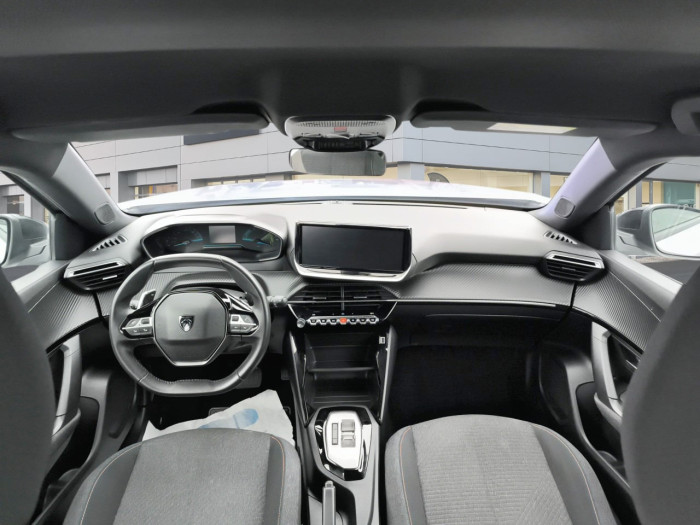 Peugeot 2008 Hybrid 136 e-DCS6 Style