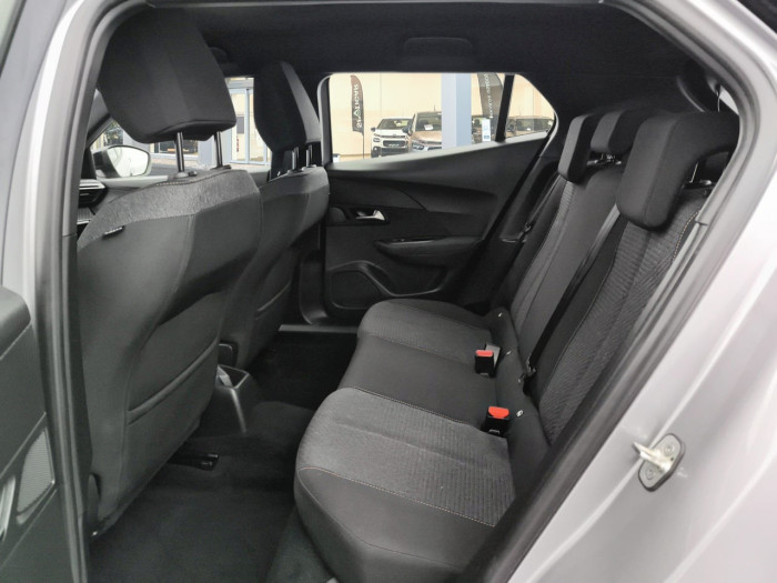 Peugeot 2008 Hybrid 136 e-DCS6 Style