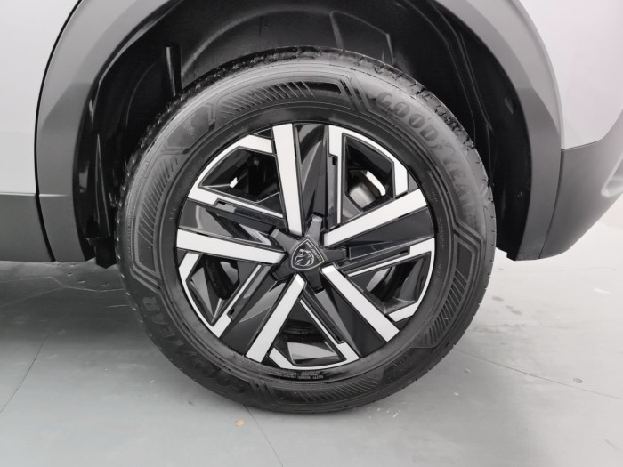 Peugeot 2008 Hybrid 136 e-DCS6 Style