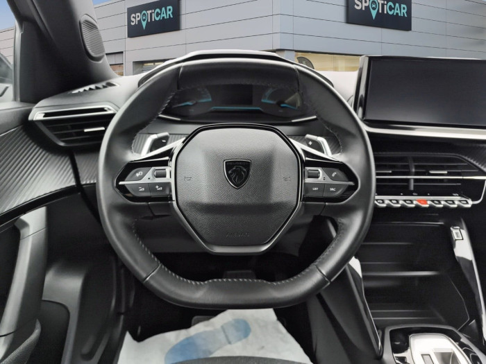 Peugeot 2008 Hybrid 136 e-DCS6 Style