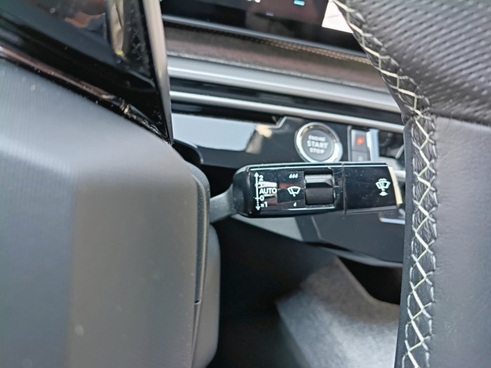 Peugeot 3008 Plug-in Hybrid 195 e-DCS7 GT