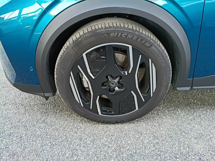 Peugeot 3008 Plug-in Hybrid 195 e-DCS7 GT