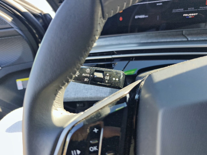 Peugeot 3008 Hybrid 145 e-DCS6 Allure