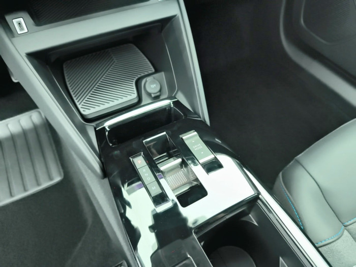 Citroën C4 PureTech 130 S&S EAT8 Feel Pack