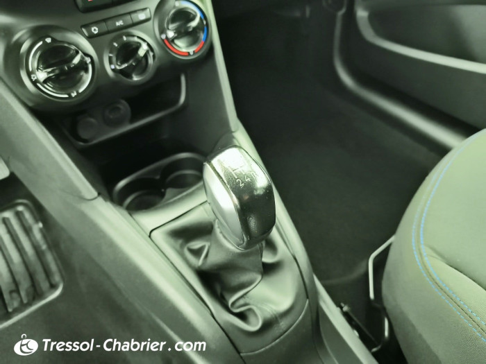 Peugeot 208 PureTech 82ch S&S BVM5 Signature