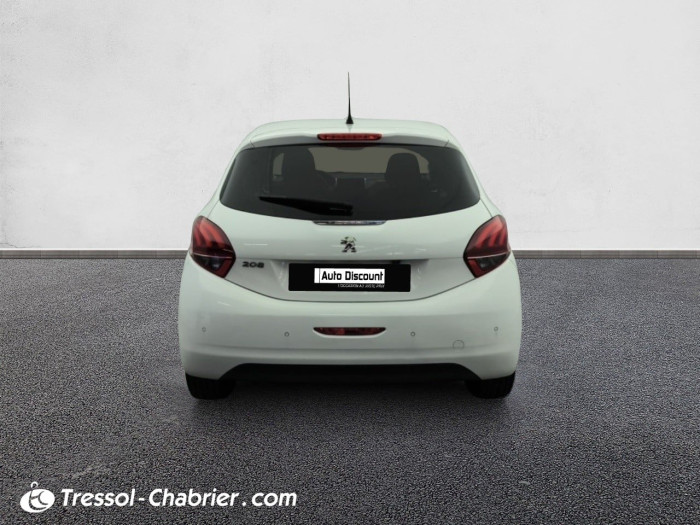 Peugeot 208 PureTech 82ch S&S BVM5 Signature