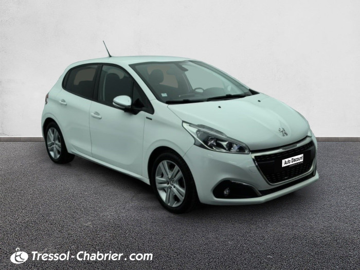 Peugeot 208 PureTech 82ch S&S BVM5 Signature
