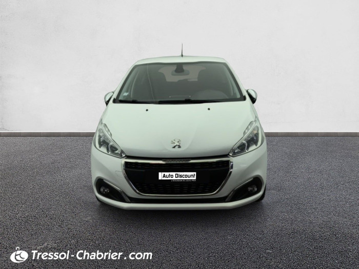 Peugeot 208 PureTech 82ch S&S BVM5 Signature