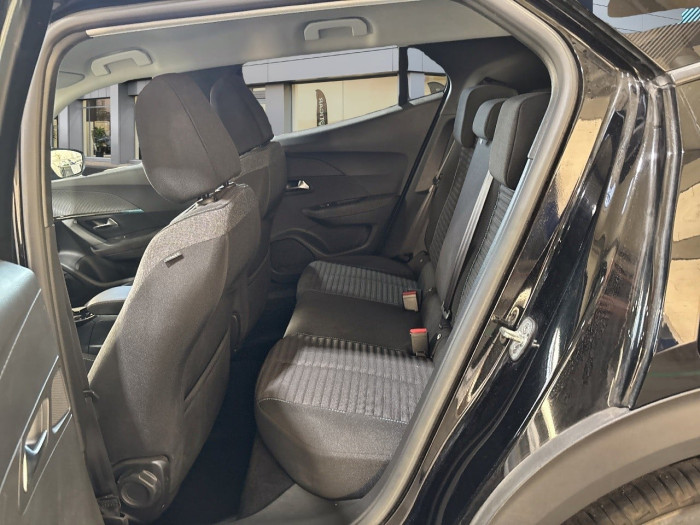 Peugeot 2008 ELECTRIQUE 136 ch Style