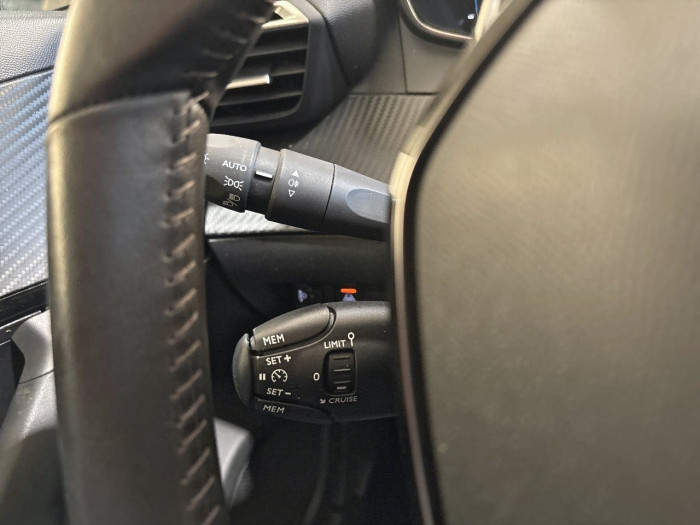 Peugeot 2008 ELECTRIQUE 136 ch Style