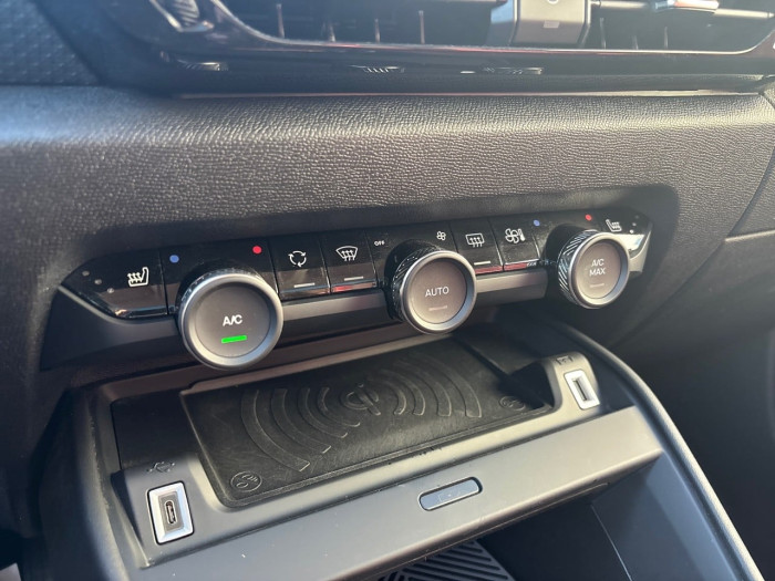 Citroën E-C4 136 ch Automatique Shine Pack
