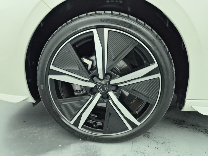 Peugeot 308 PureTech 130ch S&S EAT8 GT