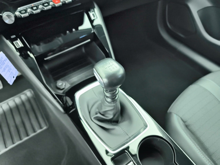 Peugeot 208 PureTech 100 S&S BVM6 Allure