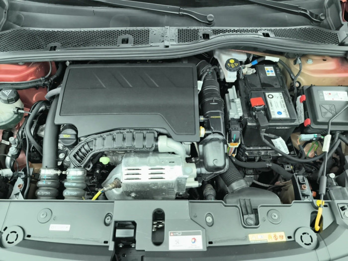 Peugeot 208 PureTech 100 S&S BVM6 Allure