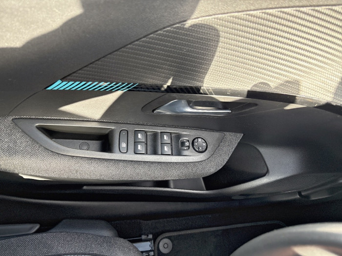 Peugeot 208 PureTech 100 S&S BVM6 Style