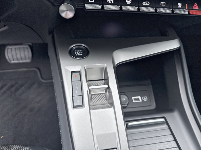 Peugeot 308 SW PHEV 180 e-EAT8 Allure