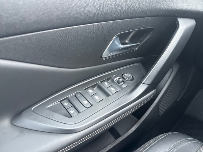 Peugeot 308 SW PHEV 180 e-EAT8 Allure