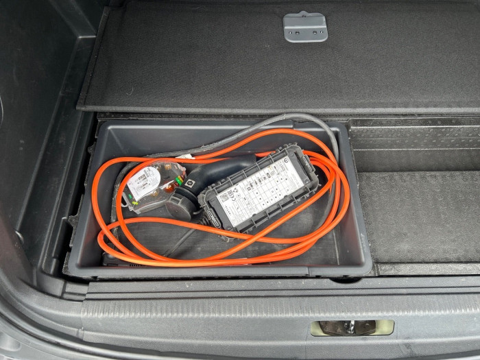 Peugeot 3008 Hybrid 180 e-EAT8 Allure Pack
