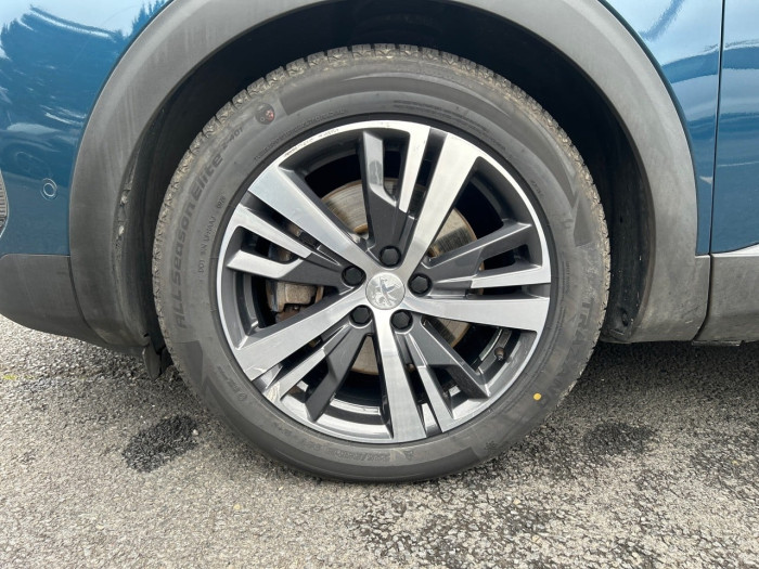 Peugeot 3008 Hybrid 180 e-EAT8 Allure Pack