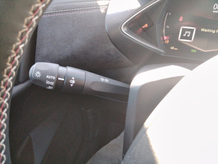 DS DS 3 Hybride 136 e-DCT6 Etoile