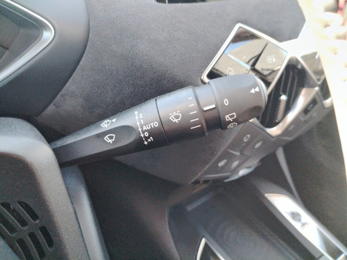 DS DS 3 Hybride 136 e-DCT6 Etoile