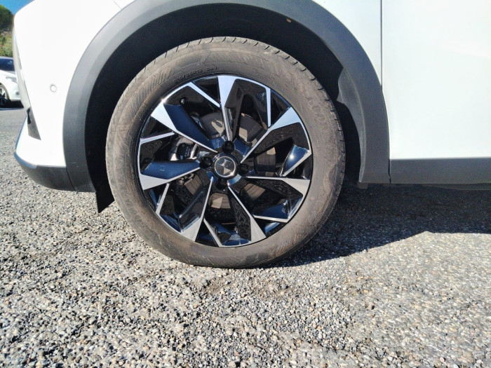 DS DS 3 Hybride 136 e-DCT6 Etoile