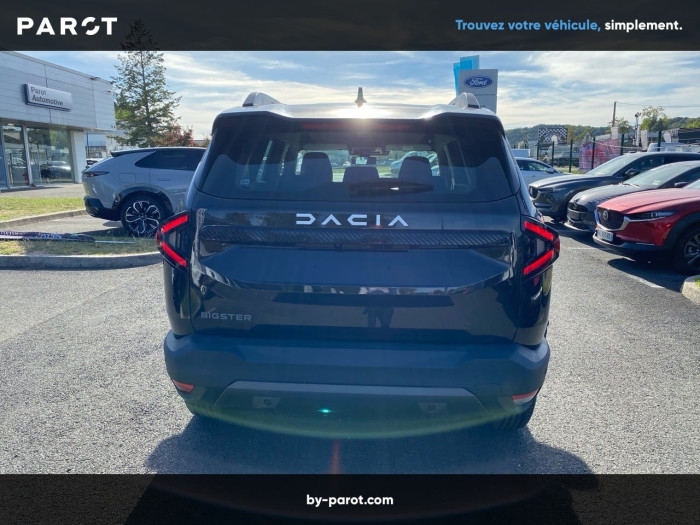 Dacia BIGSTER Mild Hybrid 140 Expression