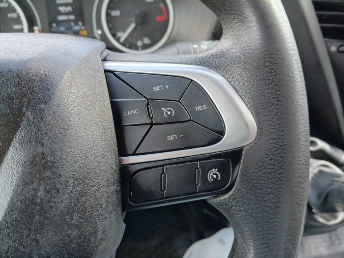 IVECO Daily CCb 35C12 Empattement 3750 Tor