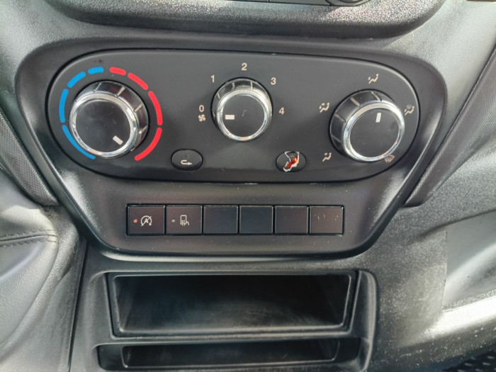 IVECO Daily CCb 35C12 Empattement 3750 Tor