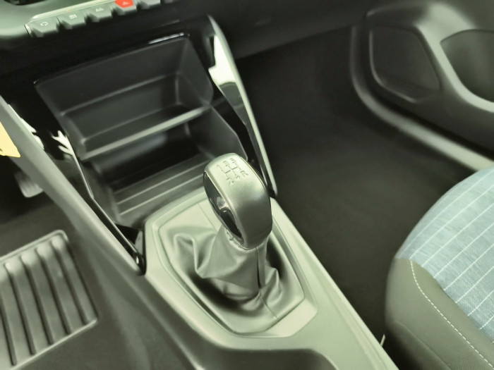 Peugeot 208 PureTech 75 S&S BVM5 Like