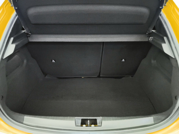 Peugeot 208 PureTech 75 S&S BVM5 Like