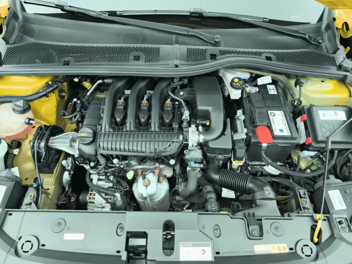 Peugeot 208 PureTech 75 S&S BVM5 Like