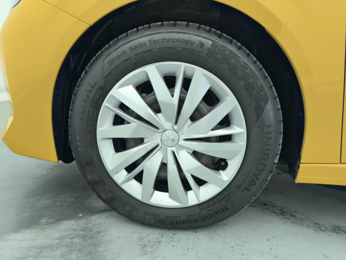 Peugeot 208 PureTech 75 S&S BVM5 Like