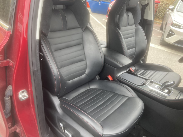MG EHS 1.5T GDI PHEV Luxury