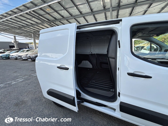 Peugeot PARTNER FOURGON STANDARD 650 KG BLUEHDI 130 S&S BVM6 PREMIUM
