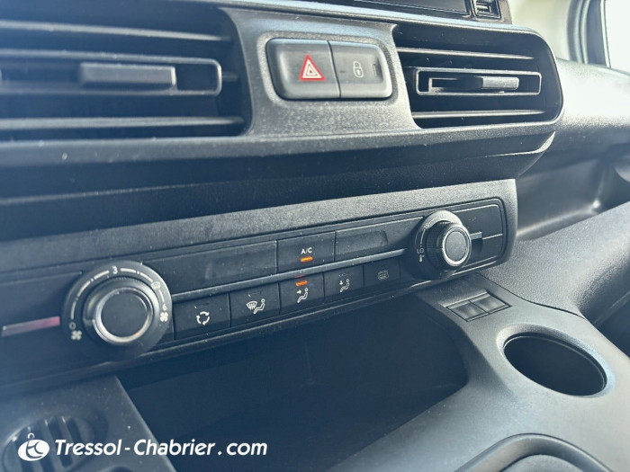 Peugeot PARTNER FOURGON STANDARD 650 KG BLUEHDI 130 S&S BVM6 PREMIUM