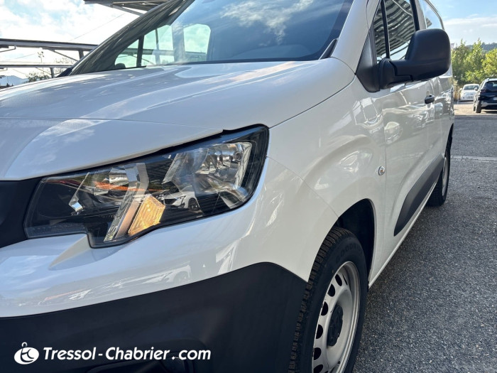 Peugeot PARTNER FOURGON STANDARD 650 KG BLUEHDI 130 S&S BVM6 PREMIUM
