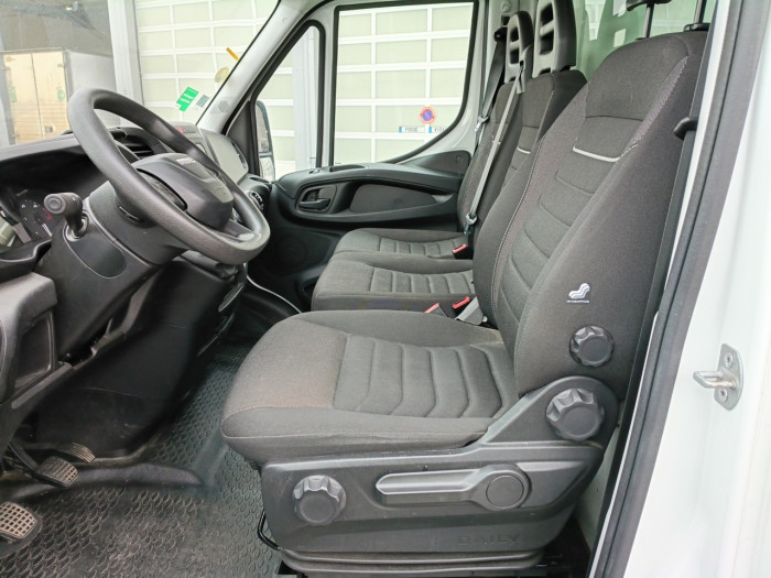 IVECO Daily CCb 35C16H empattement 4100 3.0