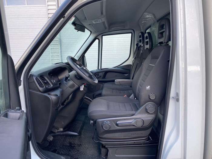 IVECO Daily CCb 35C16H empattement 4100 3.0