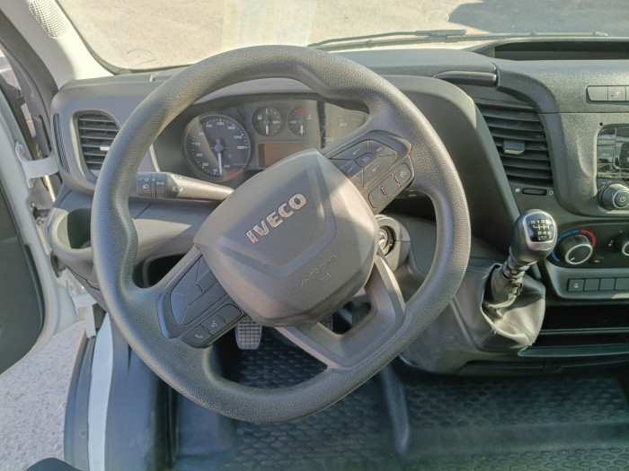 IVECO Daily CCb 35C16H empattement 3450 3.0