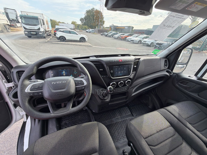 IVECO Daily CCb 35C16H empattement 4100 3.0 DEPANNEUSE EQUIP'MEN
