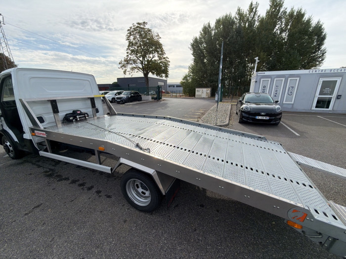 IVECO Daily CCb 35C16H empattement 4100 3.0 DEPANNEUSE EQUIP'MEN
