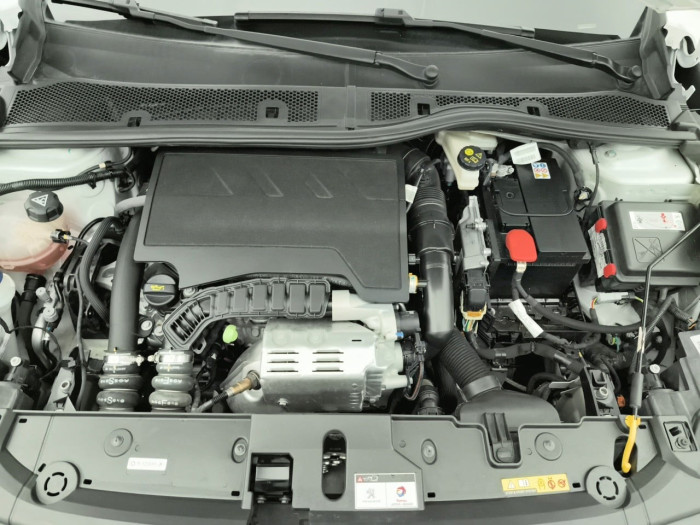 Peugeot 208 PureTech 100 S&S BVM6 Allure