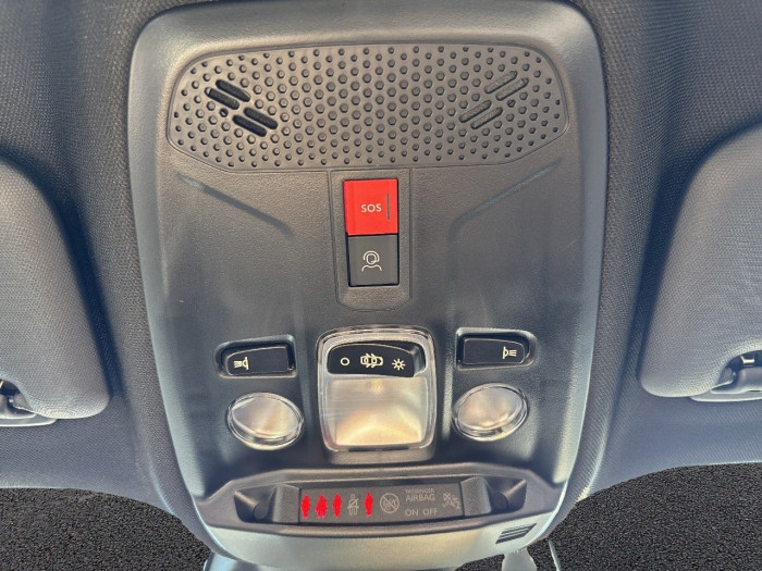 Peugeot 2008 Nouveau Hybrid 145 ch e-DCS6 Allure