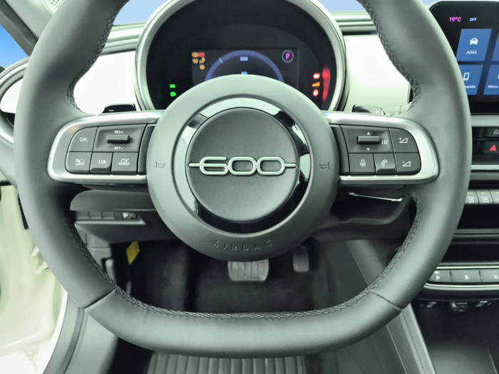 Fiat 600 1.2 Hybrid 100ch DCT6