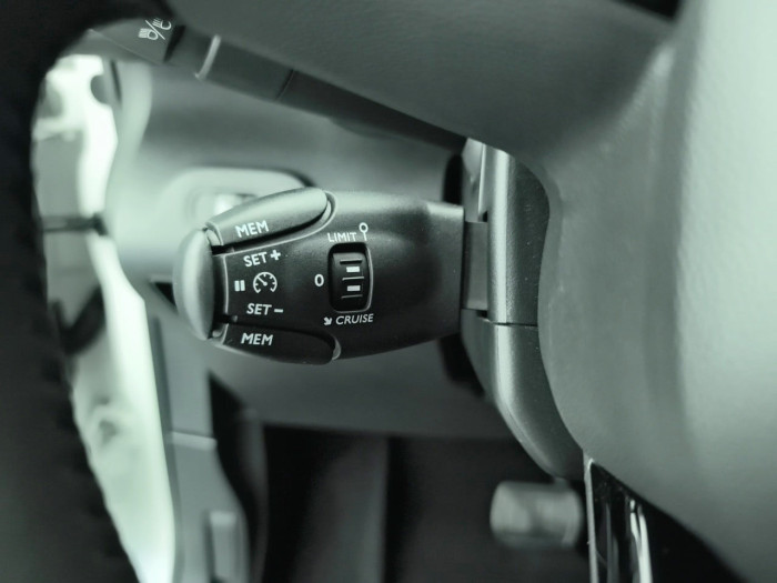 Citroën E-BERLINGO Taille M 136 ch 100 kWh Automatique Shine