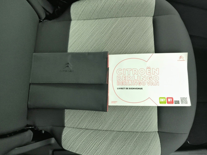 Citroën E-BERLINGO Taille M 136 ch 100 kWh Automatique Shine