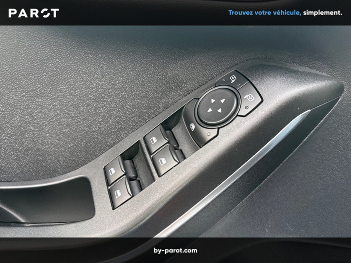 Ford Fiesta 1.0 EcoBoost 125 ch S&S mHEV BVM6 Titanium Business