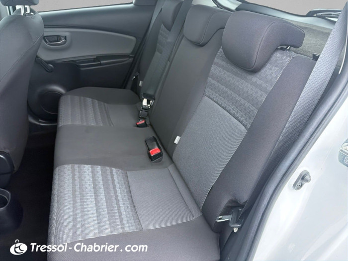 Toyota YARIS LCA 2016 100 VVT-i Dynamic